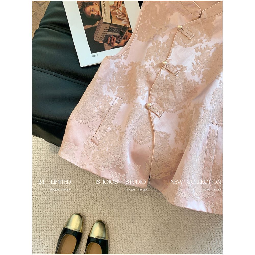 New Chinese style pink dark patterned jacquard diagonal breasted Chinese style vest for women high end and beautiful with a Western style layered on the shoulder top image 4