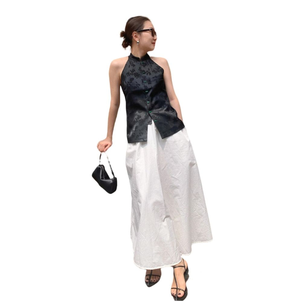 Exquisite New Chinese Style Stand Collar Cheongsam Top for Women 2025 Summer High End Black Jacquard Sleeveless Button Down Blouse image 4