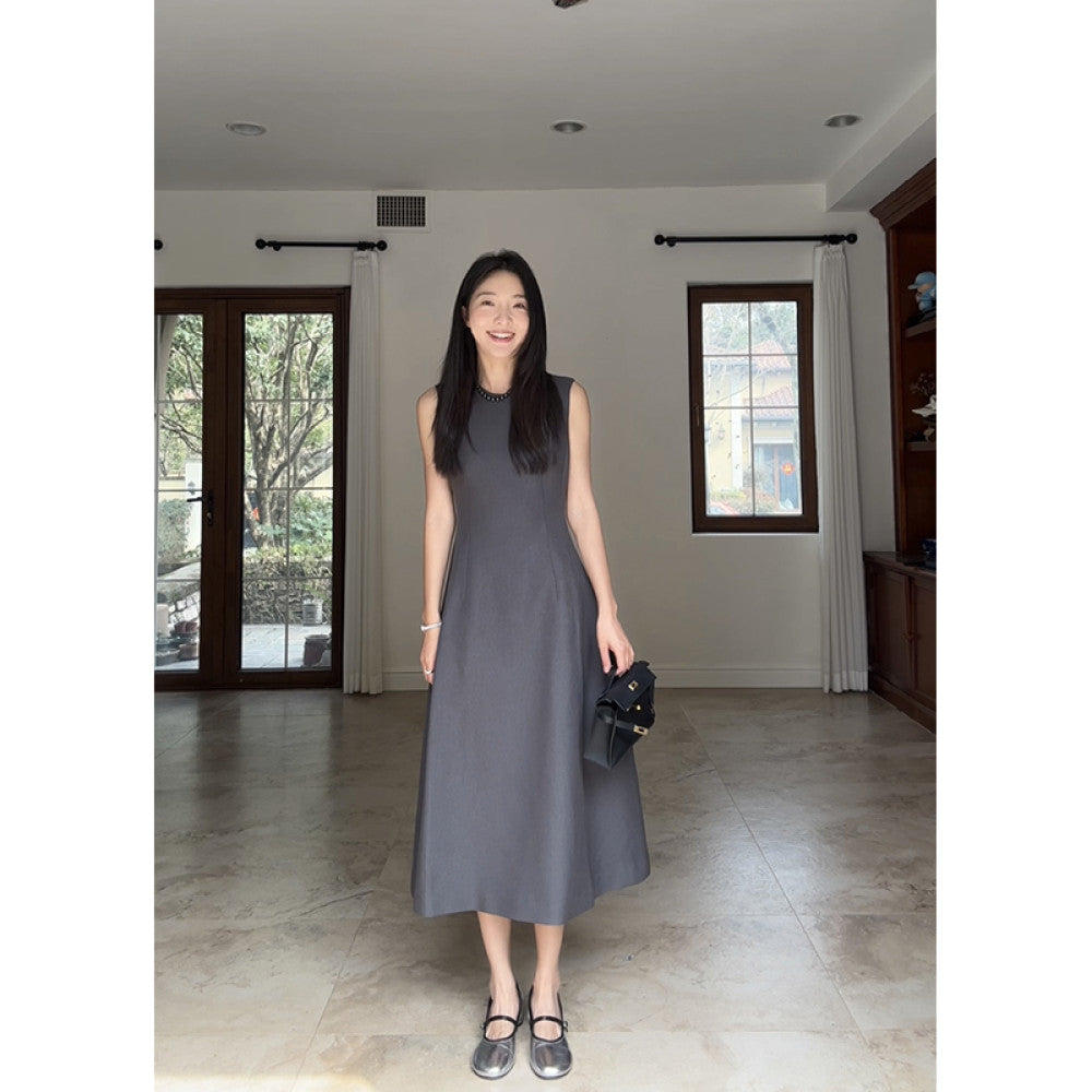 Guo Jiunian s temperament is that of a socialite with sleeveless waist and slimming vest She is wearing a princess dress and a summer new suit dress image 164