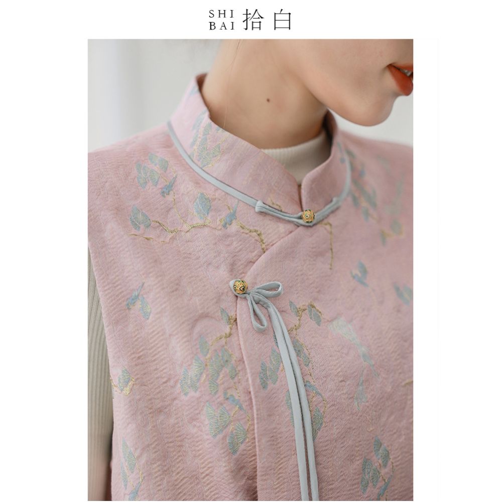 SHIBAI White Collection New Chinese Original Spring and Autumn Daily Improvement National Style Tang Costume Jacquard Standing Collar Horse Clip Short Coat for Women image 10