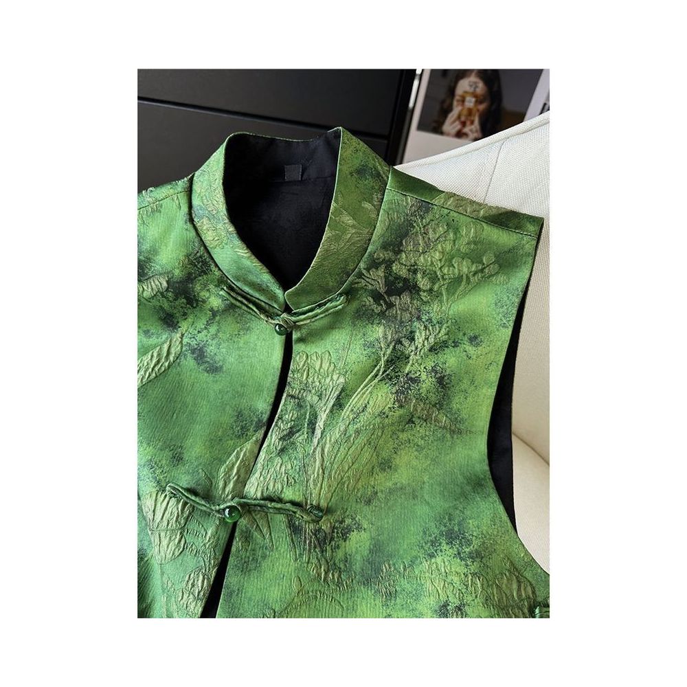 2025 Early Spring Chinese Style Vest Autumn Retro Folding Button Vest High End Single Wear Jacquard New Top image 4