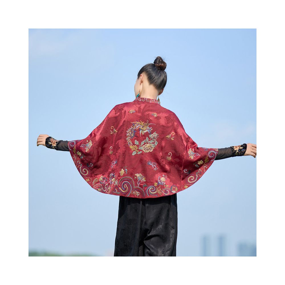 2025 Ethnic Style Autumn Winter New Cape Shawl Top for Women High End Heavy Embroidery Jacquard Satin Wedding Dress image 4
