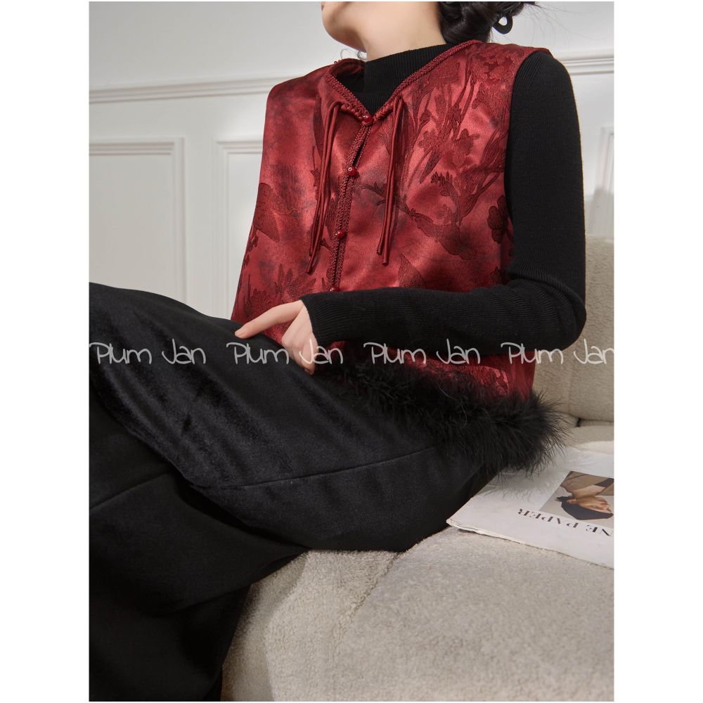 PlumJan red Chinese style distinguished vest 2025 new Chinese style wedding toast vest for women commuting style shiny silk vest for women round neck single breasted vest image 2