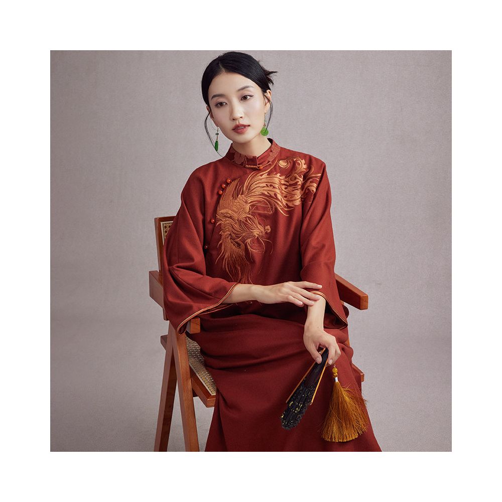 Moyu 2025 Autumn Winter New Chinese Style Retro Daily Phoenix Embroidery Large Size Cheongsam Style Woolen Dress image 0
