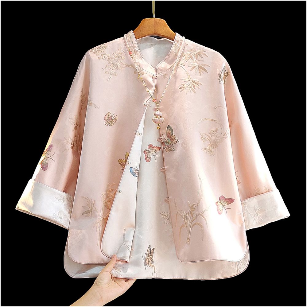 New Chinese style double sided Chinese style outerwear for women in autumn and winter new style for young and casual loose retro and Tang style top with button closure image 3