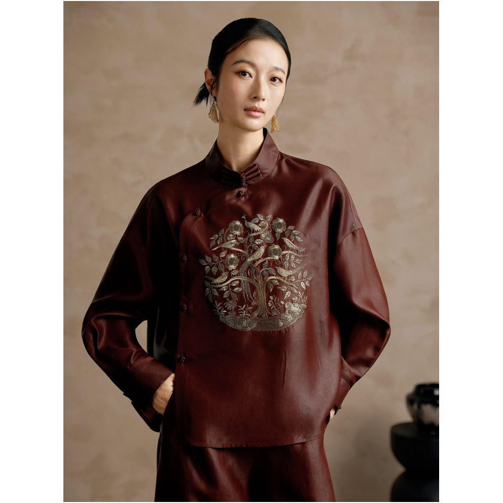 Interface New Chinese Intangible Cultural Heritage Silk Fragrant Cloud Yarn Embroidered Top Luxury and Elegant Mulberry Silk Shirt Women s 2025 New Style image 0