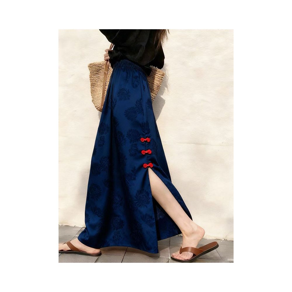 New Chinese style old money style jacquard plate buckle with back slit navy blue half skirt for important occasions beautiful skirt for children in autumn and winter image 1