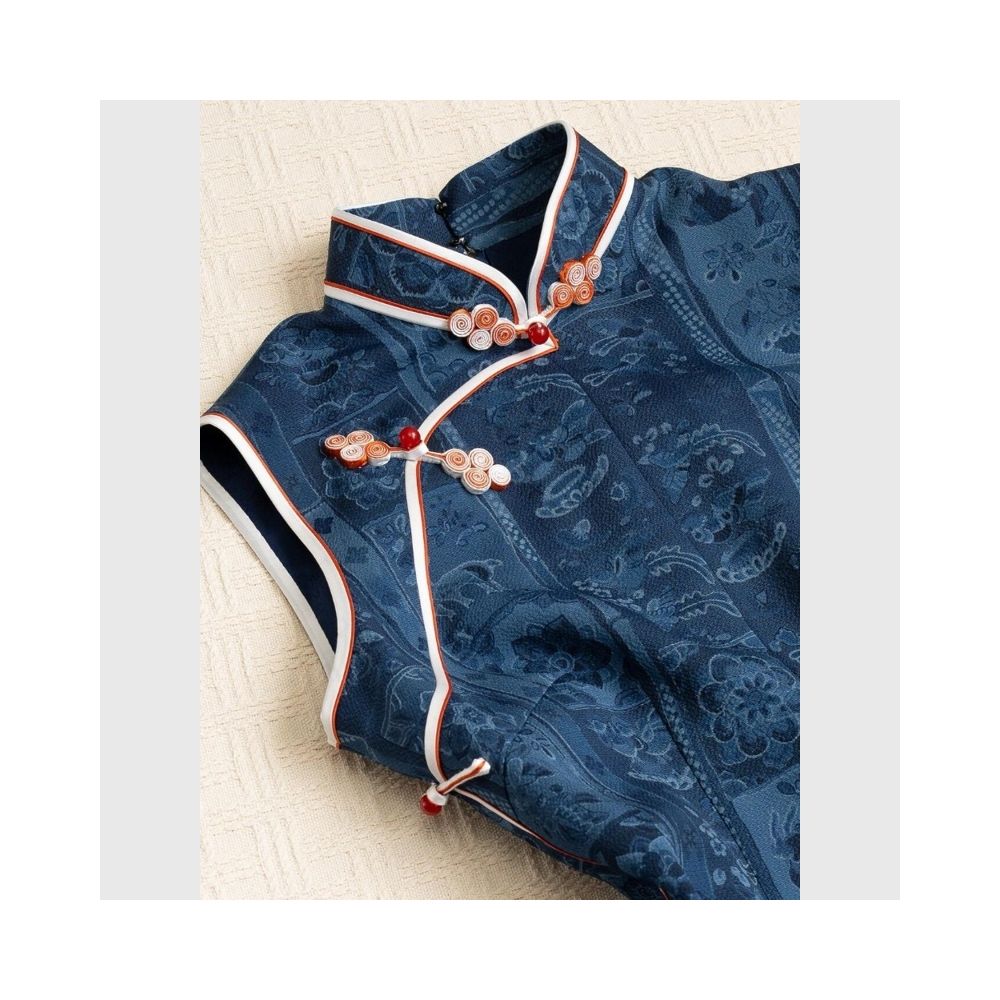 New Chinese style women s dress with blue stand up collar slanted placket buttoned jacquard sleeveless cheongsam summer petite absolutely American style dress image 2