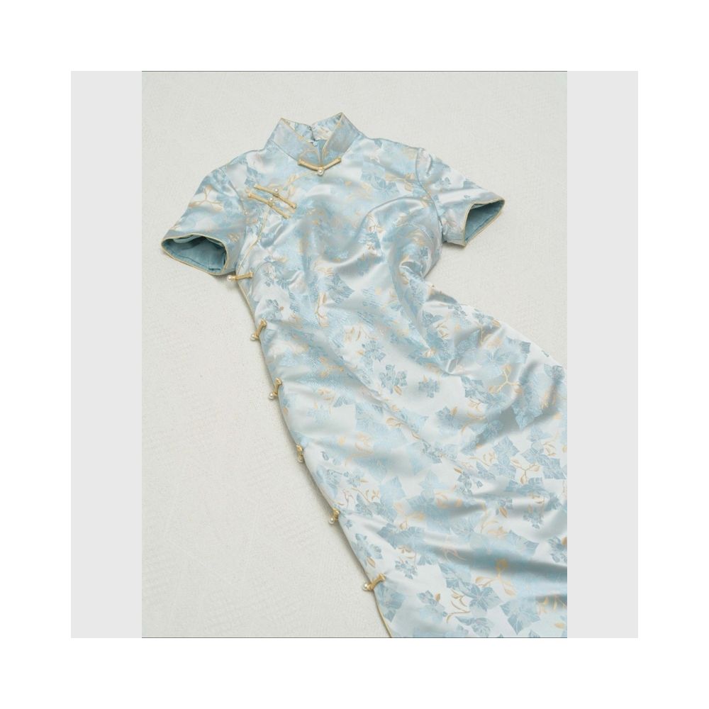 New Chinese style women s glacier blue slanted collar plate buckle printed cheongsam with exquisite summer temperament niche Chinese style dress image 3