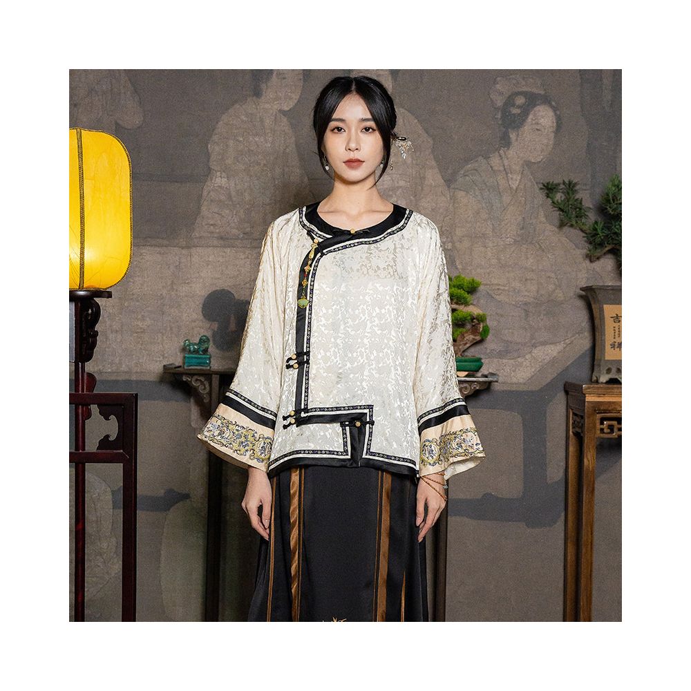 New Chinese style women s clothing Republic of China style retro jacquard heavy embroidery flower spring and summer tea clothing Chinese style high end button top image 2
