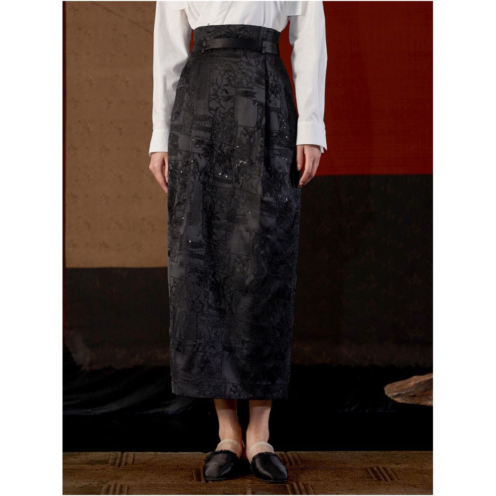 Embroidered High Waist New Chinese style Old Money Wind Bead High Waist Long Half Skirt J43Q6078 image 3