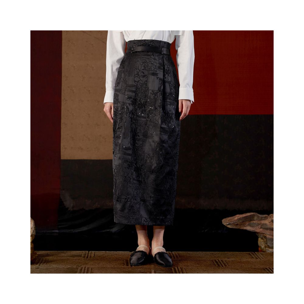 ASAYA5955 – Timeless Brocade Wrap Skirt 🤍🖤