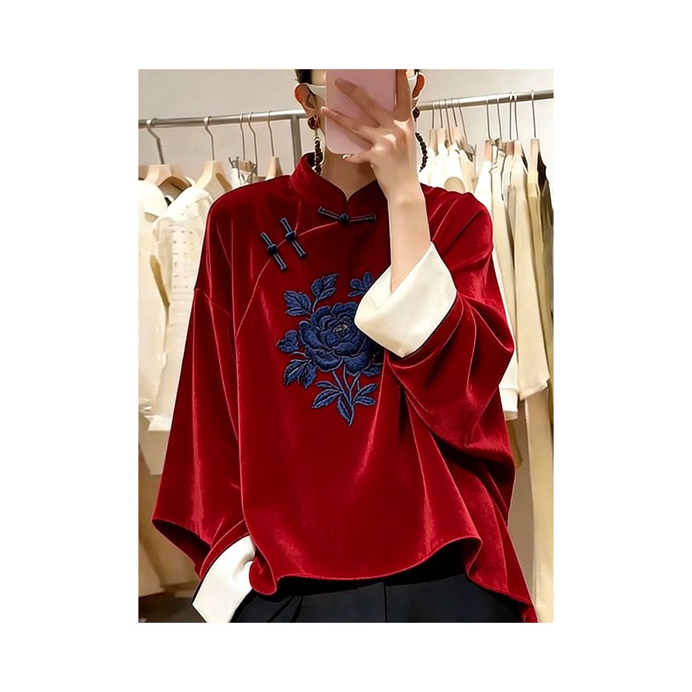 New Chinese style stand up collar velvet fashionable western style top for women red long sleeved with buckle light luxury and high end feeling 2026 new style image 1