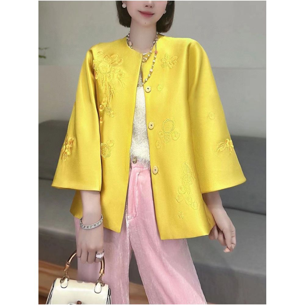 Top tier brand discounts high end new models with flared sleeves silk wool outerwear high end embroidered round neck outerwear for women image 1