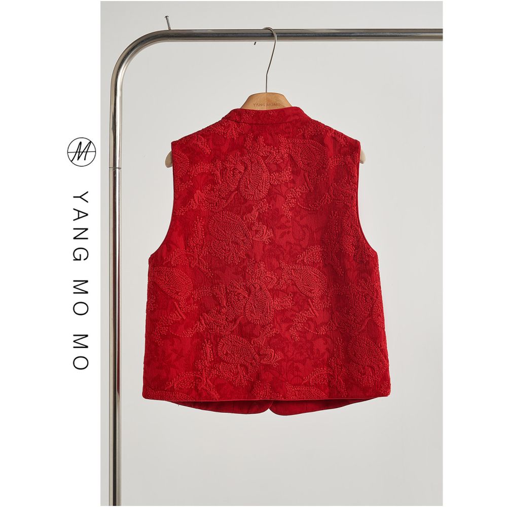 New Chinese style national style red heavy industry cotton rope embroidered sleeveless vest top 2026 Year of the Horse zodiac year New Year s robe image 3