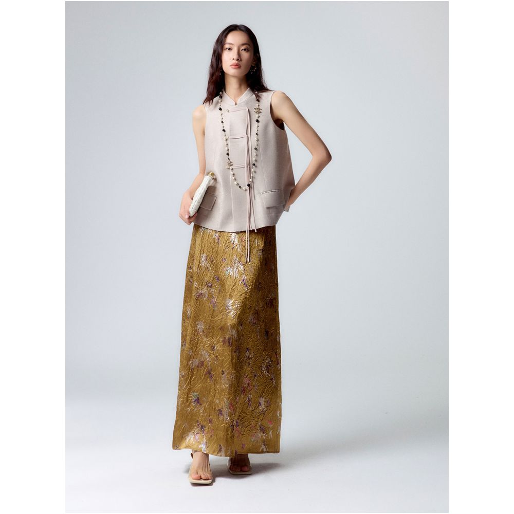 MR 99 Yueran Freeze Frame New Chinese style flowing gold silk linen jade ribbon buckle vest shorts set image 5