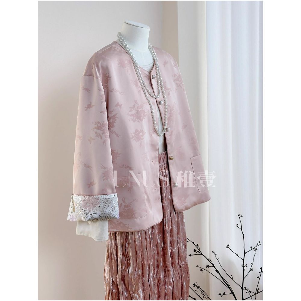 UNUS Young Chinese Style Pink New Chinese Coat Song Jin Tiled Flower Plate Buckle Short Spring and Autumn Women s Cotton Robe image 0
