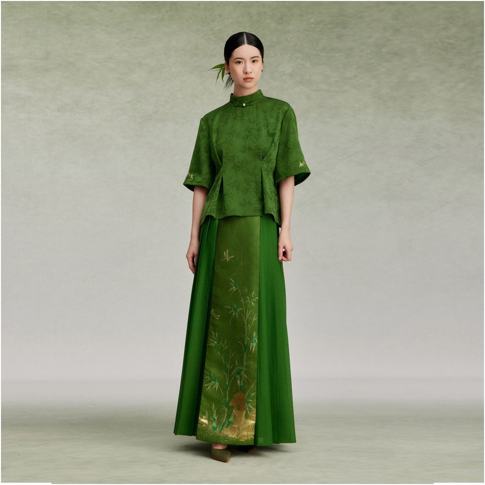 Zhulinjun Weaving Company s new Chinese style stand up collar button up shirt with bamboo leaf dark pattern satin jacquard top women s waist cinched to look slim image 0