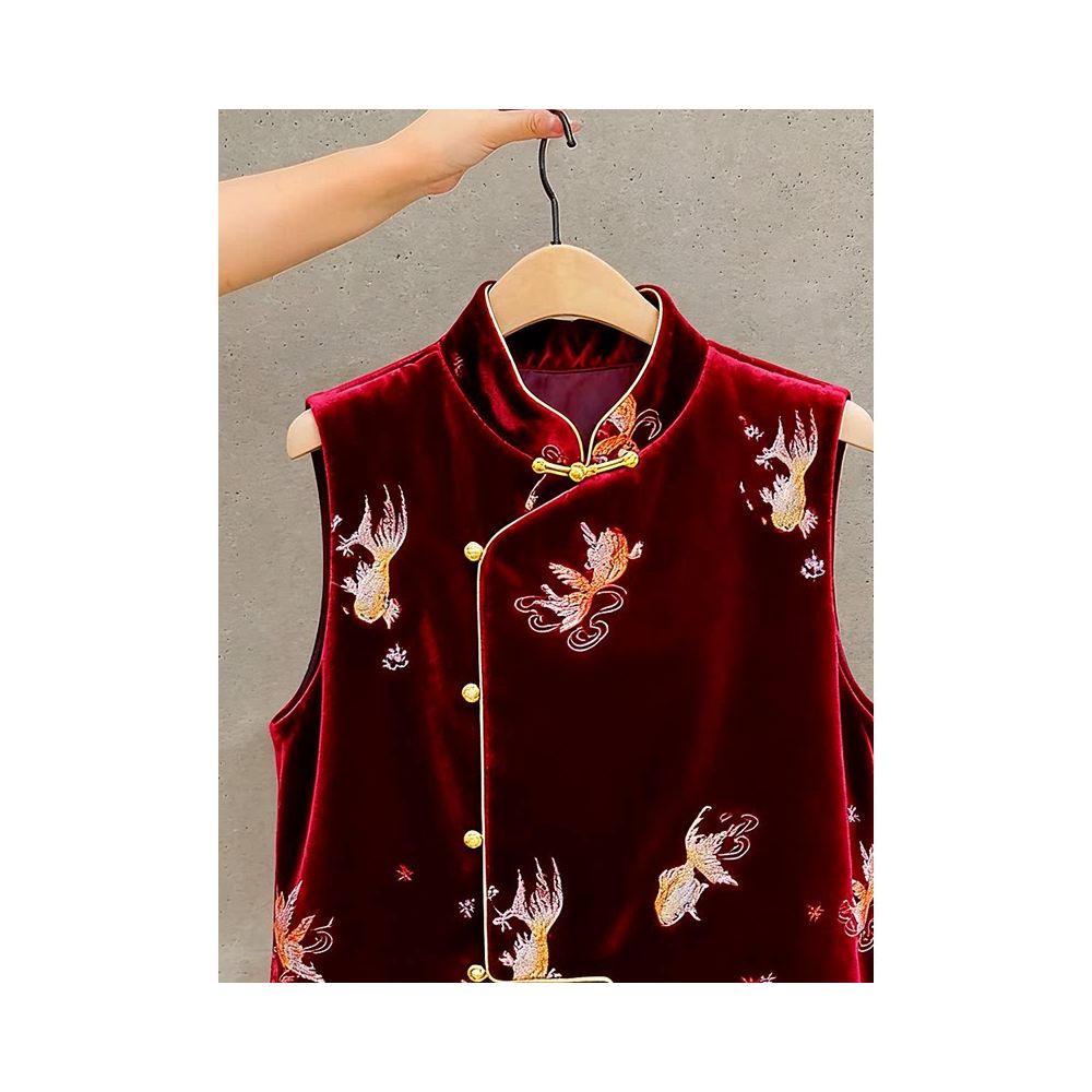 New Chinese style velvet vest for women in winter 2025 featuring printed button up collar Chinese style vest and high end top image 5