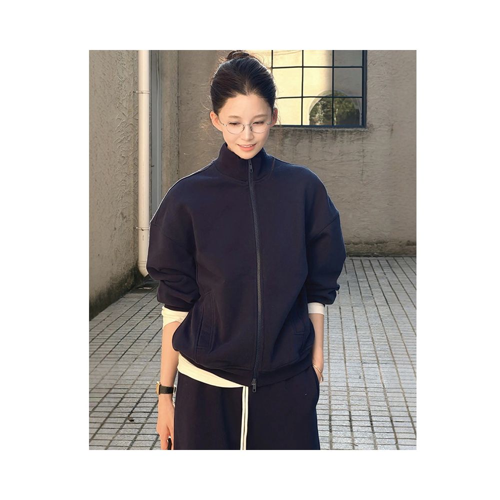 Old money style outfit high end casual hoodie set women s spring and autumn American sportswear two piece set small fragrance style age reducing image 4