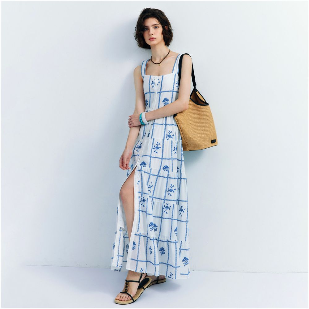 Konggu Echo Heavy Industry Embroidered French Holiday Style Wide Shoulder Strap Square Collar Grid Embroidered Strap Dress image 3