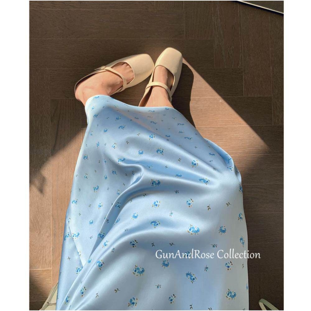 GunAndRose South French Instagram blogger realism style small floral long skirt satin half skirt niche retro image 3