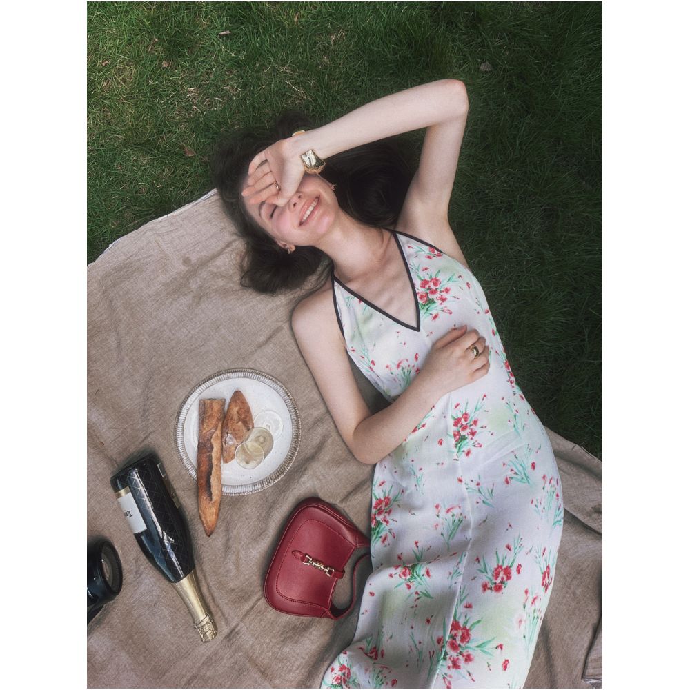 Bettychow Vintage Paris Printed Hanging Neck Long Dress Fashion V neck Temperament Medium length Skirt image 0