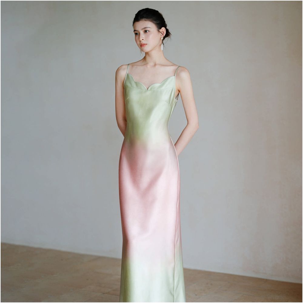 The first cicada dress is a tulip camisole dress for women in the summer of 2026 featuring a gradient slim fit and a new Chinese style temperament long skirt image 4