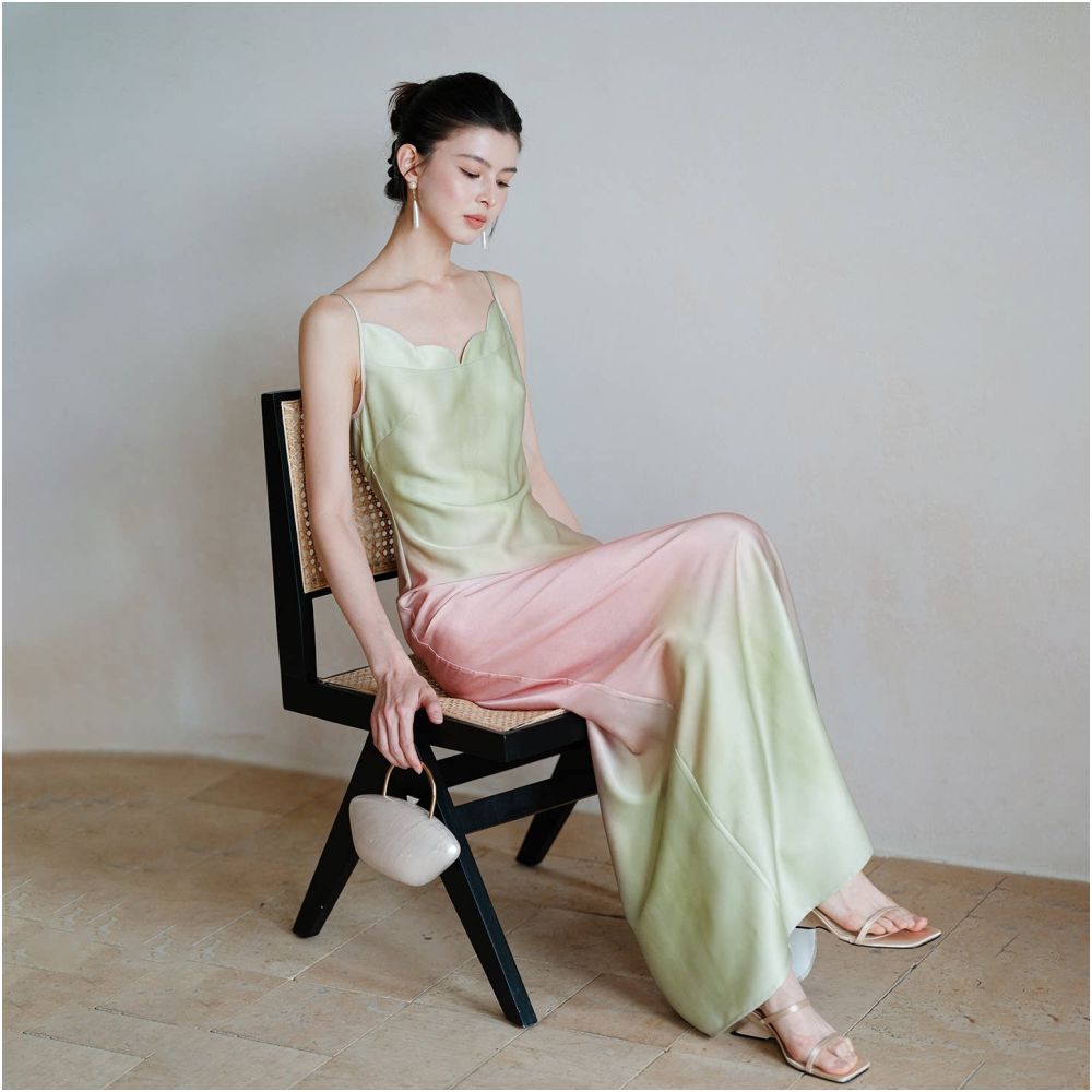 The first cicada dress is a tulip camisole dress for women in the summer of 2026 featuring a gradient slim fit and a new Chinese style temperament long skirt image 5