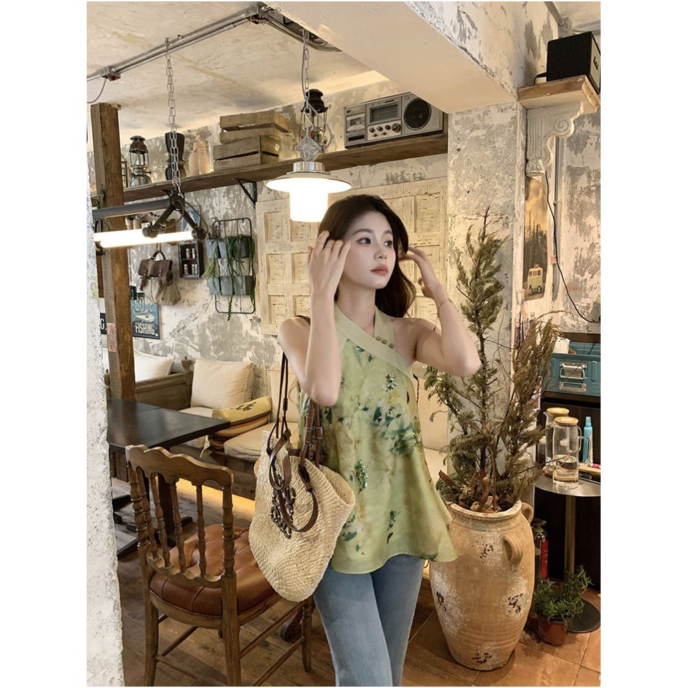 Syeee Nanting Qiancao Heavy Embroidery Sequined Green Halter Neck New Chinese Style Top for Women Summer Elegance and Versatile image 3