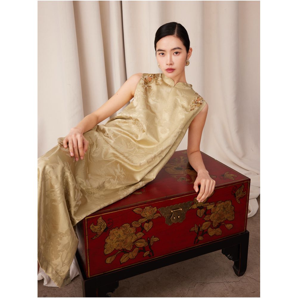 Ruyi Lianyun Chenning New Year Satin Jacquard Sequin Embroidered Flower Bud Dress for Women New Chinese Wedding Morning Robe image 0