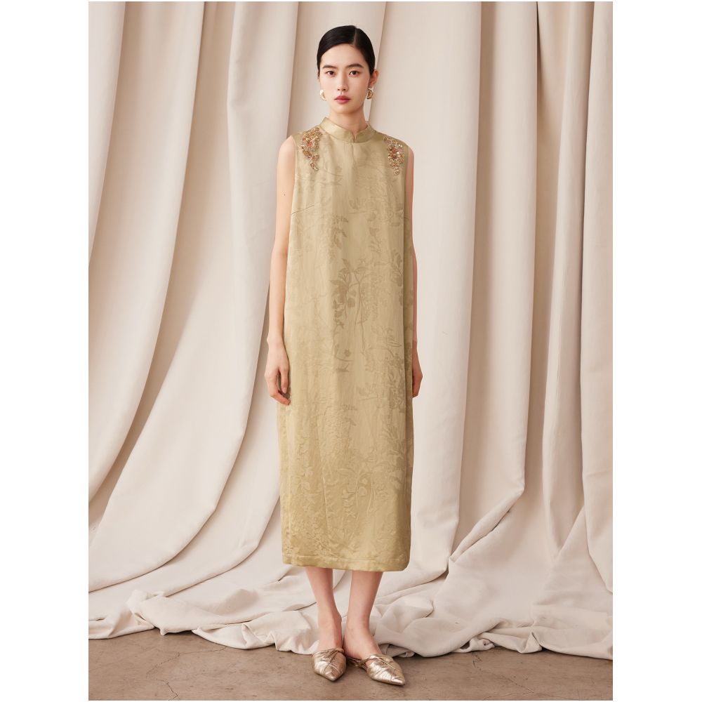 Ruyi Lianyun Chenning New Year Satin Jacquard Sequin Embroidered Flower Bud Dress for Women New Chinese Wedding Morning Robe image 2