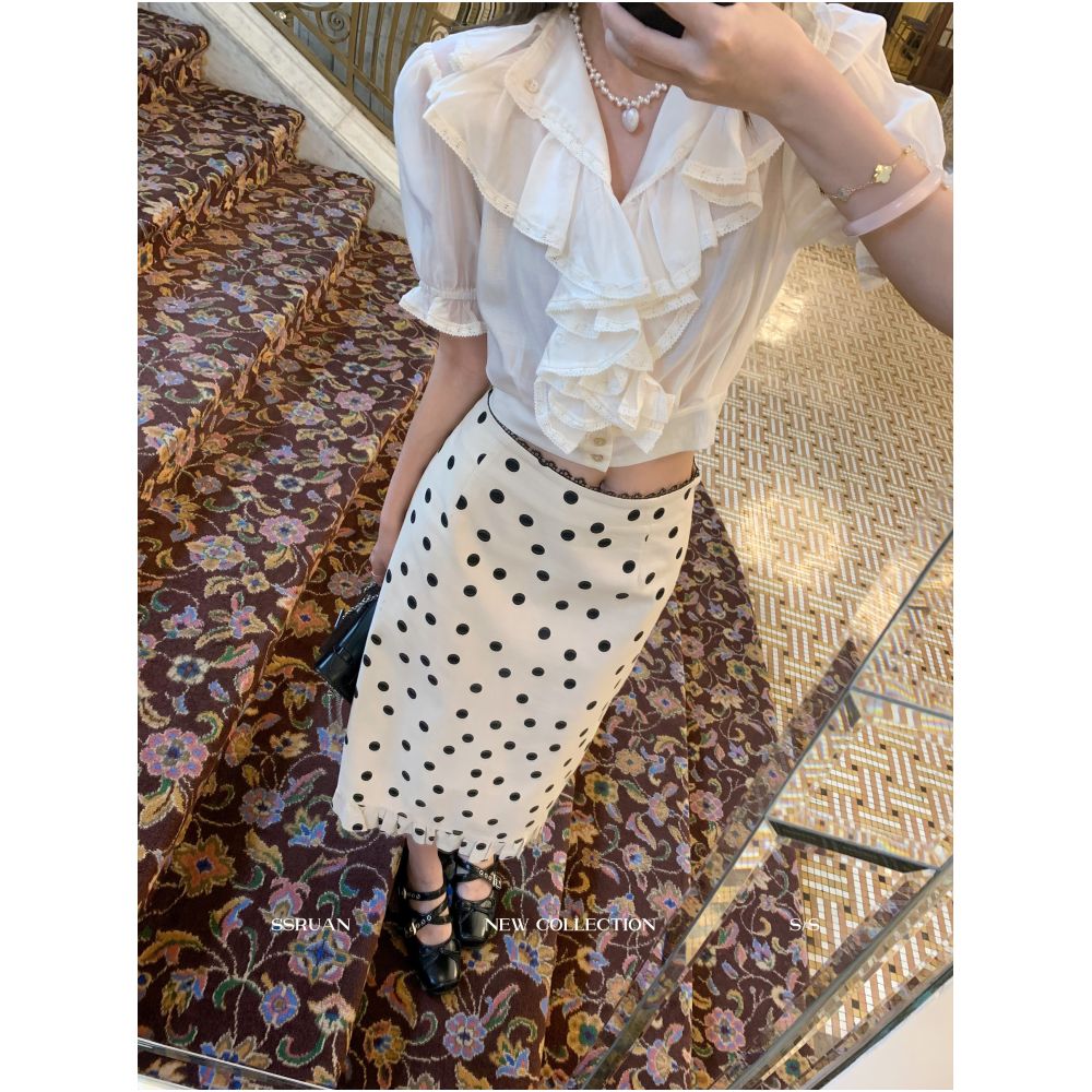 Sam Seoi Da Fan s heavy duty design chiffon blouse with ruffled lace trim and V neck a stylish summer top for women image 3