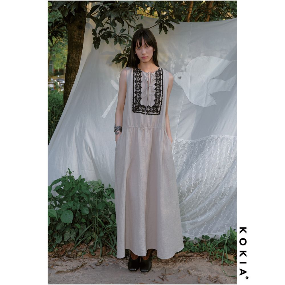 KOKIA in stock Lyocell linen blend French classic lace ribbon sleeveless dress in two colors image 0