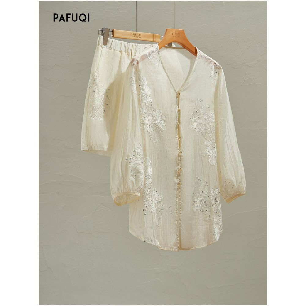 Improved New Chinese Style Sequin Embroidery V Neck Three Quarter Sleeve Shirt and Shorts Set for Women Summer 2026 New Arrival image 0