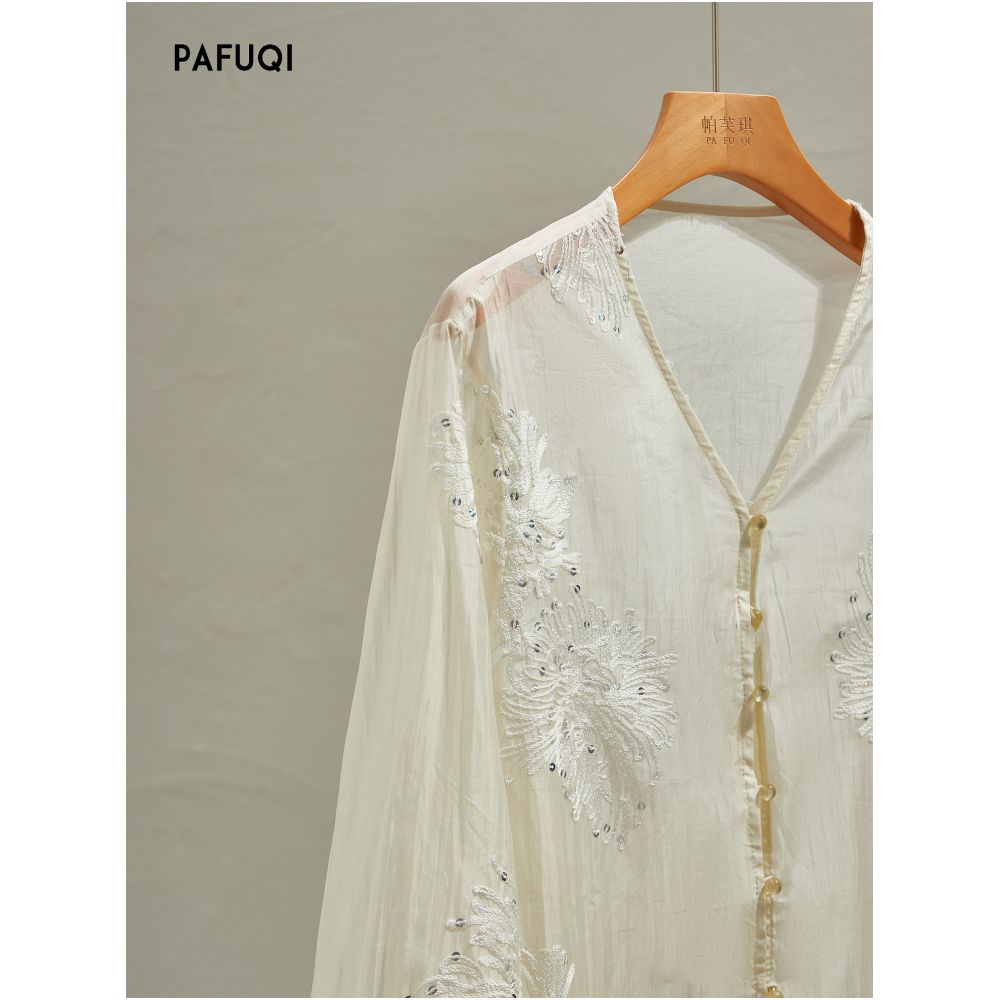 Improved New Chinese Style Sequin Embroidery V Neck Three Quarter Sleeve Shirt and Shorts Set for Women Summer 2026 New Arrival image 1