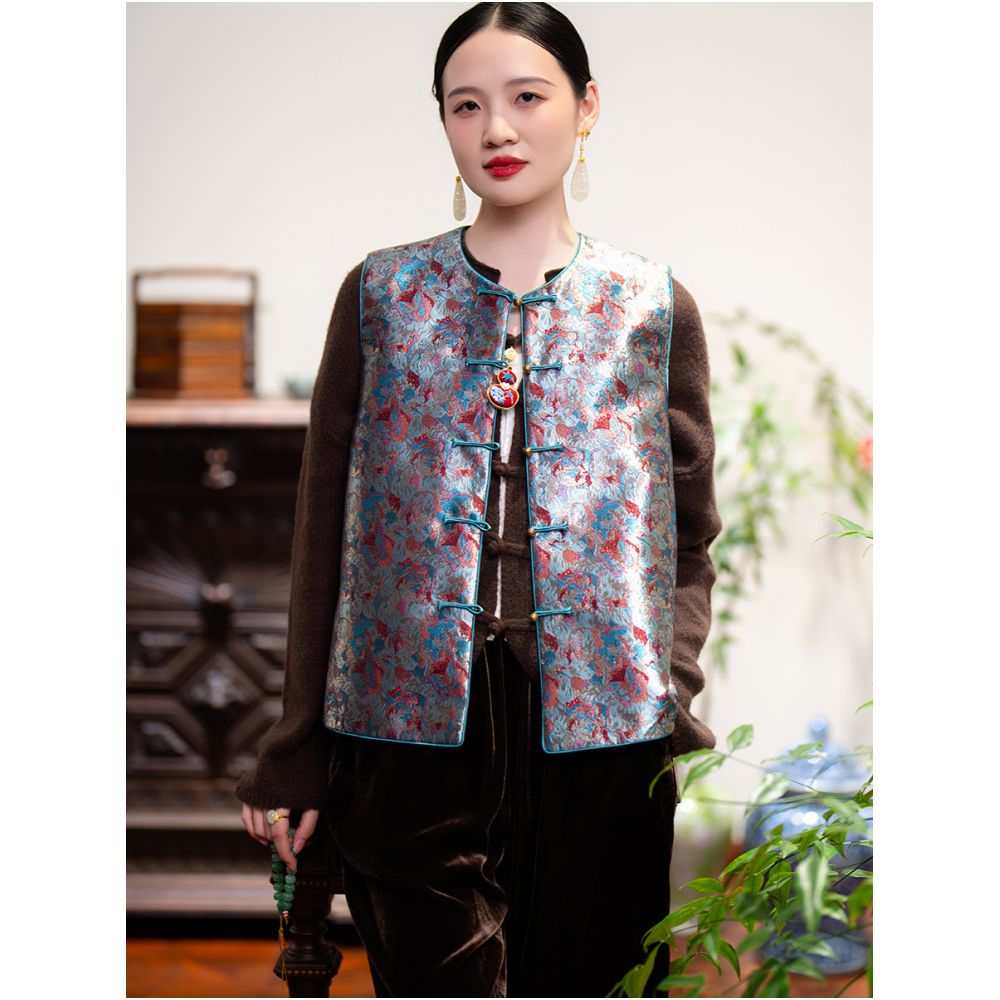 2025 New Product PCY1722 Full Butterfly Pattern Handmade Pan Buckle Clip New Chinese Retro Vest Small Shirt for Women image 1