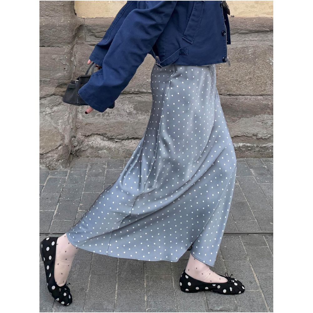 Highly recommended Women s elegant high waisted bodycon maxi skirt in flowing satin fabric new style for 2026 image 1