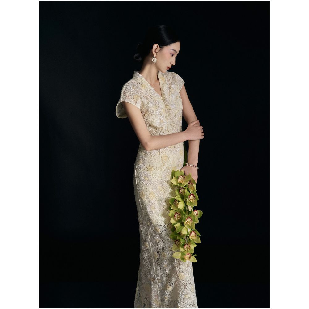 Nian Twelve Orchid Sequence Lace Sequin Embroidered V Neck Dress Sleeveless New Chinese Style White Chalcedony Button Long Dress image 3