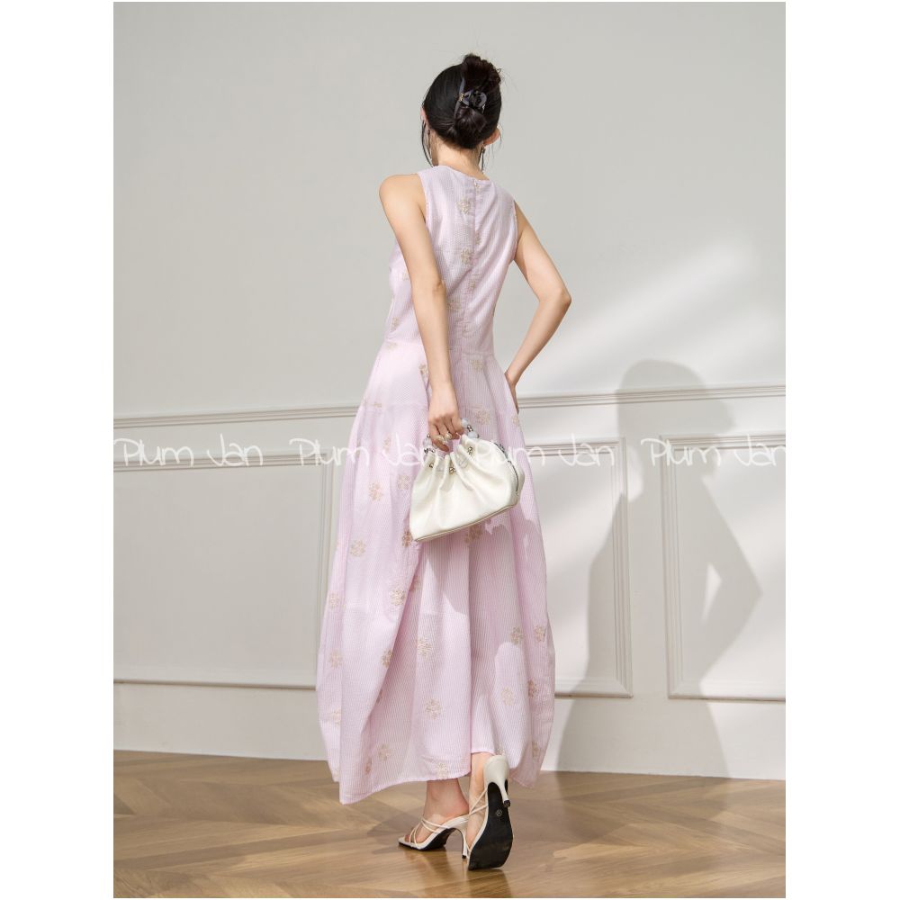 Plum Jan 2026 Summer Outfit French Embroidery Sleeveless Pink Dress with a Slim Fit and Elegant Long Dress for Women image 3