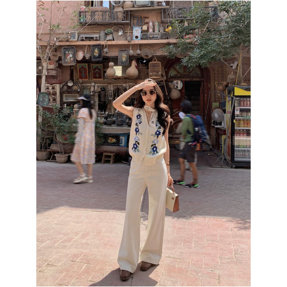 MULVAN s stylish pants are now available Off white wide leg jeans for women loose fit casual style high waisted straight leg flowing trousers image 1