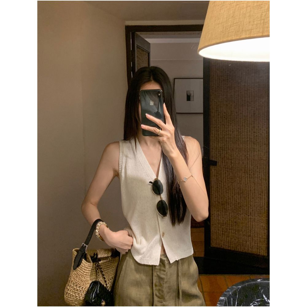 ASAYA6871 – Coastal Breeze Knit Vest 🩵🤍🌿✨