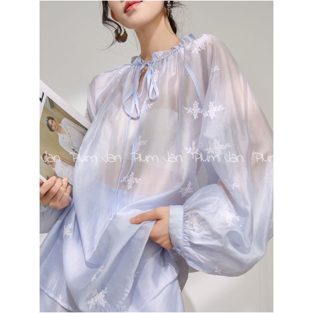 Plum Jan French style relaxed light blue floral top and shorts set for women summer design trendy two piece set image 0