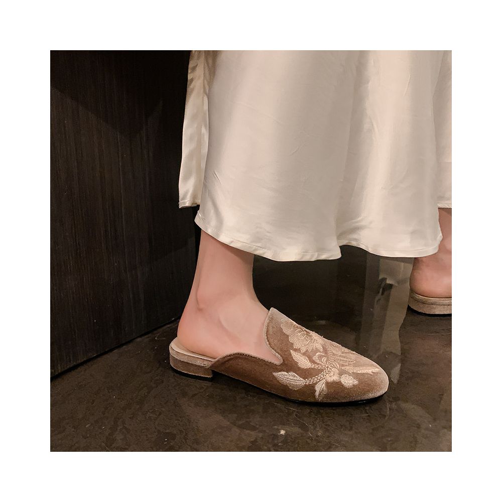 ASAYA6916 – Imperial Blossom Mules 🖤🌸✨