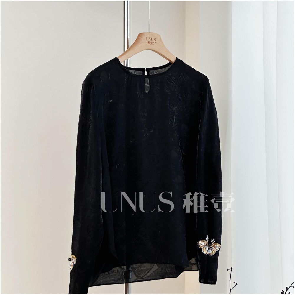 ASAYA6950 – Butterfly Pearl Jacquard Blouse 🦋🤍