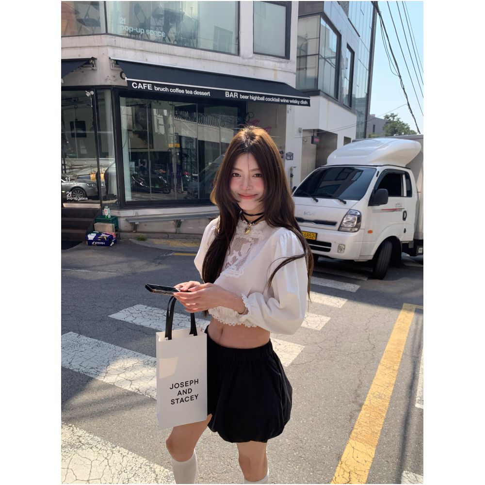 Big Dog with Braces nini Summer 2026 New White Five Point Puff Sleeve Reversible Women s Shirt image 3