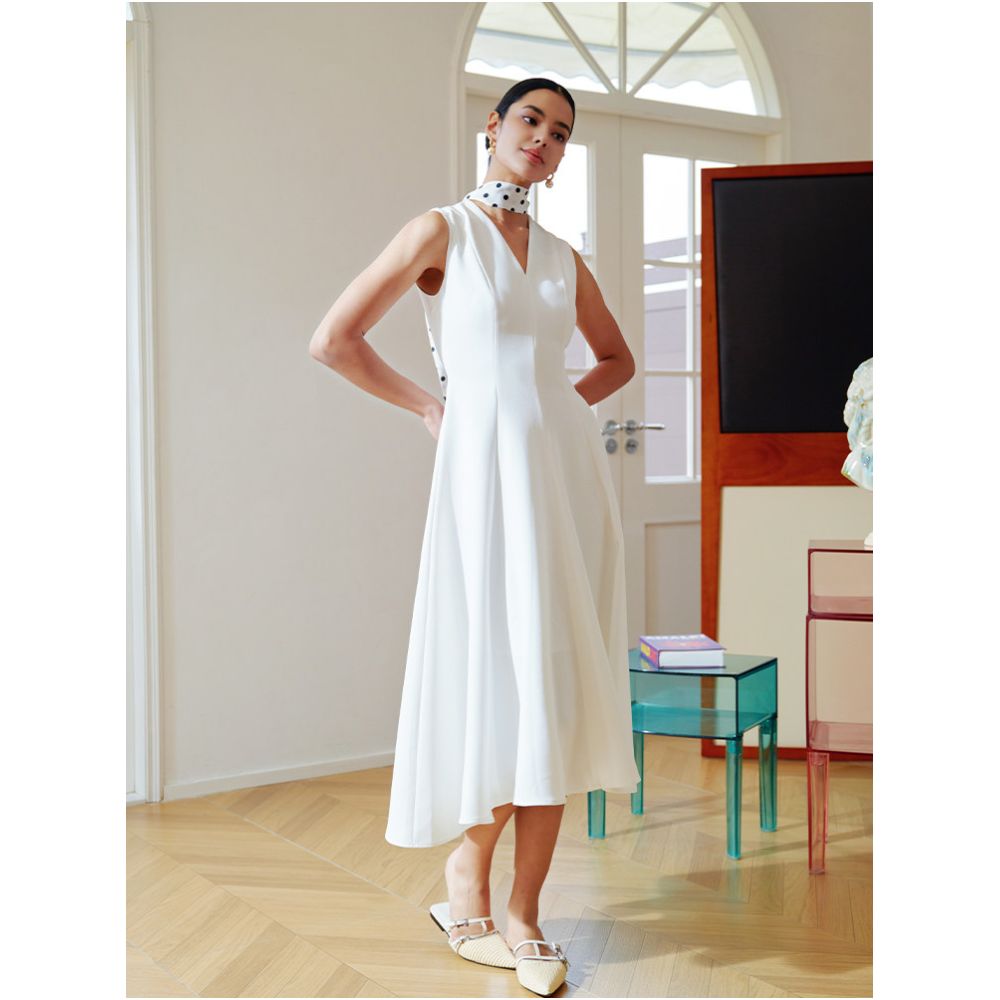 Classic V neck flowing skirt slim fit flattering silhouette stylish white dress a fresh new look image 3