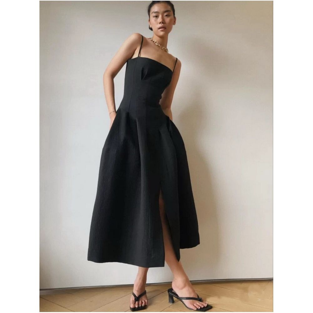 WINNI CELH French Elegance Sophisticated Little Black Dress Slimming Waist Strappy Backless Dress for Summer image 0