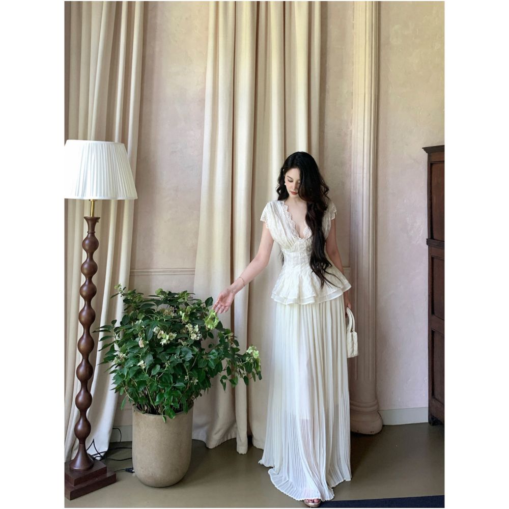 ASAYA7047 – Étoile Lace Peplum Blouse ✨🤍