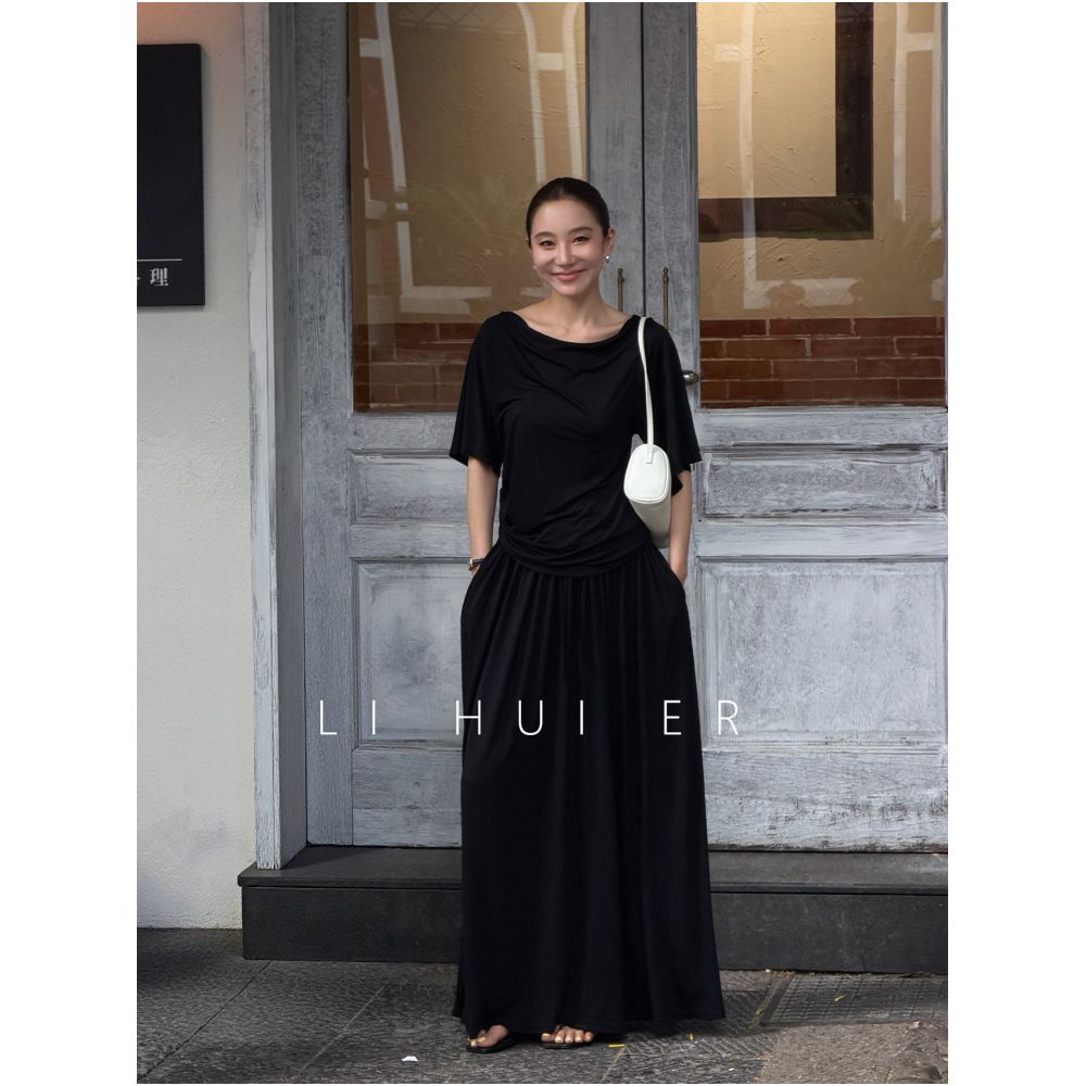 LiHuiEr Summer Nocturne Black Loose fitting One shoulder Short sleeved Top and Skirt Two Piece Set image 0